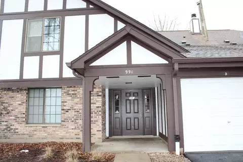 991 Yosemite Trl #C7, Roselle, IL 60172