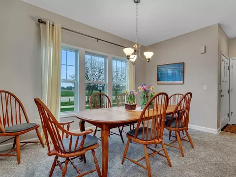 Dining - 1307 Sioux Turn, Kankakee, IL 60901 photo 1 of 3