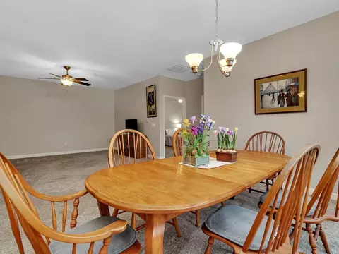Dining - 1307 Sioux Turn, Kankakee, IL 60901 photo 2 of 3