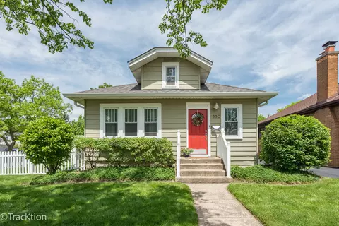 630 Franklin St, Downers Grove, IL 60515