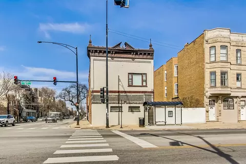 2756 W Chicago Ave, Chicago, IL 60622