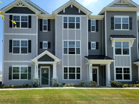 2223 Glacier St, Mundelein, IL 60060