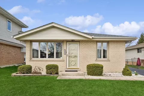 8904 167th Pl, Orland Hills, IL 60487