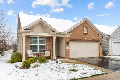 11622 Evergreen Ln, Huntley, IL 60142