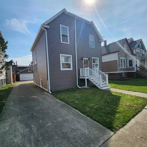 7424 Warren St, Forest Park, IL 60130