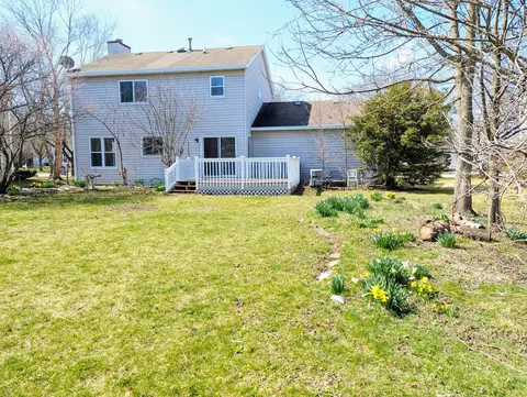 Exterior - 1465 Misthaven Ln, Elgin, IL 60123 photo 5 of 5