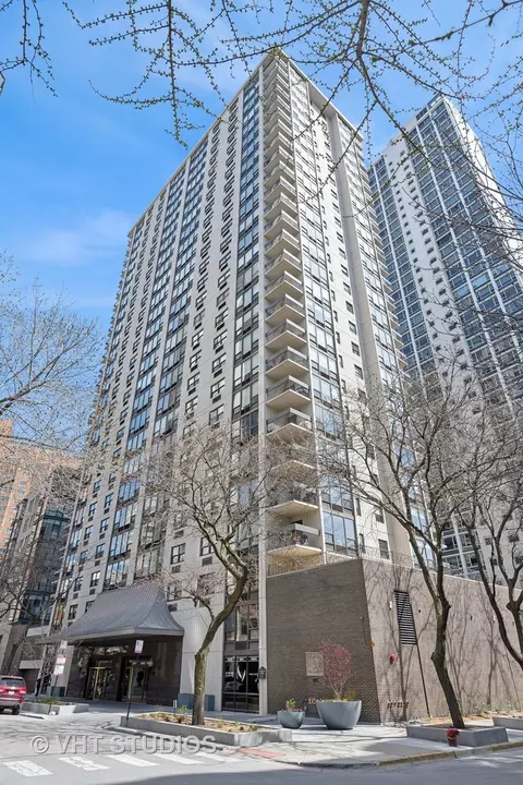 1313 N Ritchie Ct #2306, Chicago, IL 60610