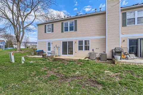 2464 Devonshire Ct, Aurora, IL 60502 photo 17