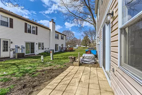 2464 Devonshire Ct, Aurora, IL 60502 photo 15