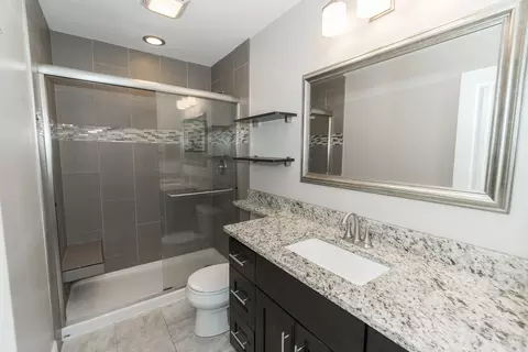 661 Lance Dr, Des Plaines, IL 60016 photo 8