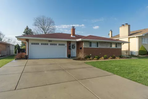661 Lance Dr, Des Plaines, IL 60016