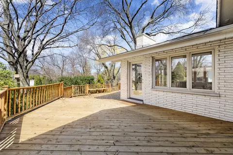 Exterior - 18 Brighton Ln, Oak Brook, IL 60523 photo 3 of 7