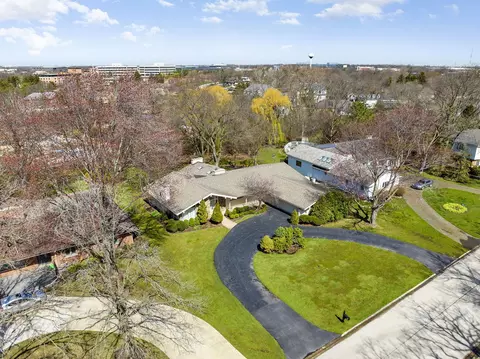 Exterior - 18 Brighton Ln, Oak Brook, IL 60523 photo 7 of 7