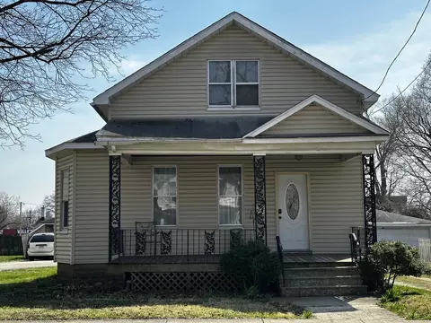 716 Richmond St, Joliet, IL 60435