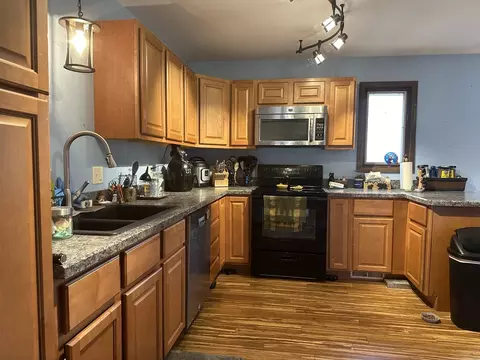 Kitchen - 14782 Norrish Rd, Morrison, IL 61270 photo 2 of 2