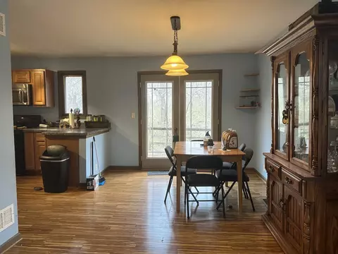 Dining - 14782 Norrish Rd, Morrison, IL 61270 photo 2 of 2