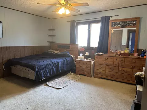 Bedroom - 14782 Norrish Rd, Morrison, IL 61270 photo 2 of 4