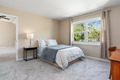 1394 E Gartner Rd, Naperville, IL 60540 photo 24
