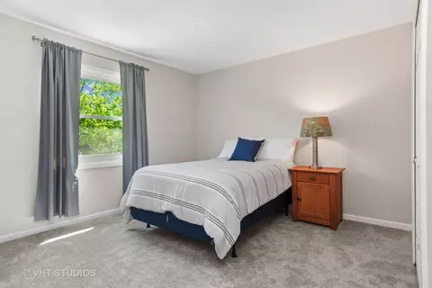 1394 E Gartner Rd, Naperville, IL 60540 photo 23
