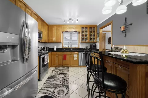 8607 S 78th Ave, Bridgeview, IL 60455 photo 3