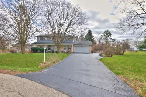 397 Andra Ct, Gilberts, IL 60136