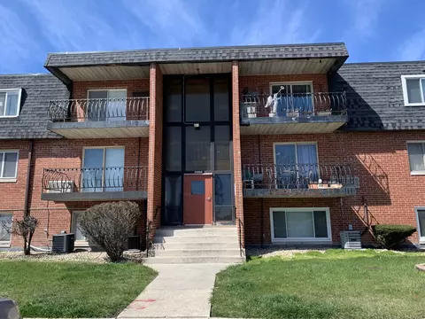 17008 Novak Dr #GT, Hazel Crest, IL 60429