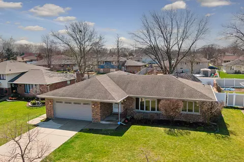 7825 Sycamore Dr, Orland Park, IL 60462