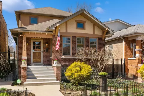 5930 N Hermitage Ave, Chicago, IL 60660