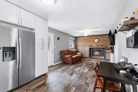 6404 E Flora St, Kankakee, IL 60901 photo 4