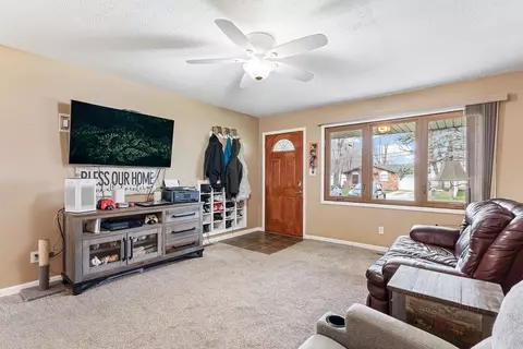 6404 E Flora St, Kankakee, IL 60901 photo 6