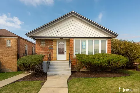 10840 S Calumet Ave, Chicago, IL 60628