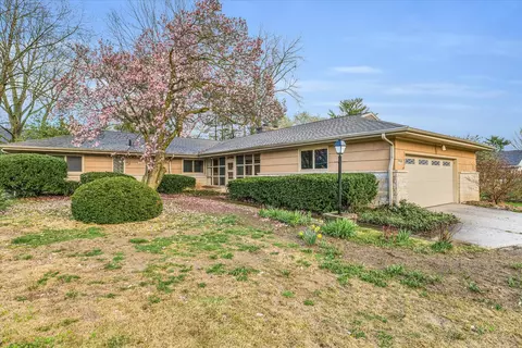 1106 Mayfair Rd, Champaign, IL 61821