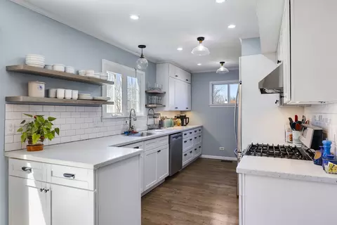 Kitchen - 1100 Appleton Ln, Geneva, IL 60134 photo 1 of 4