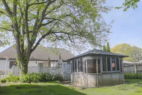 Exterior - 5232 169th St, Oak Forest, IL 60452 photo 3 of 4