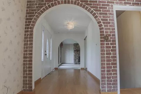 Entry Way - 5232 169th St, Oak Forest, IL 60452 photo 1 of 2