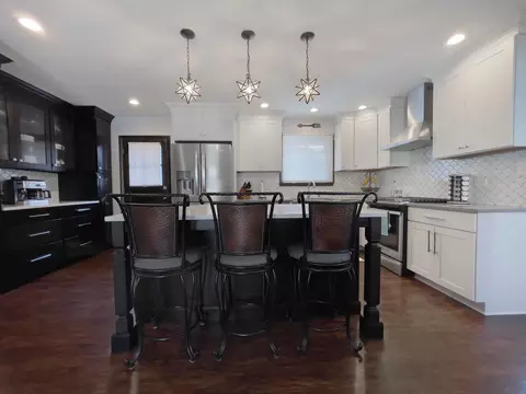 Kitchen - 1011 Dawes Ave, Wheaton, IL 60189 photo 1 of 5