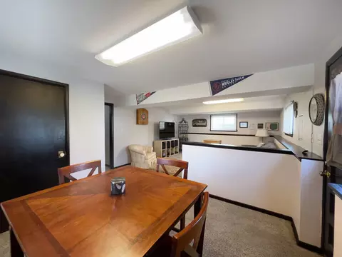 Dining - 1011 Dawes Ave, Wheaton, IL 60189 photo 3 of 4