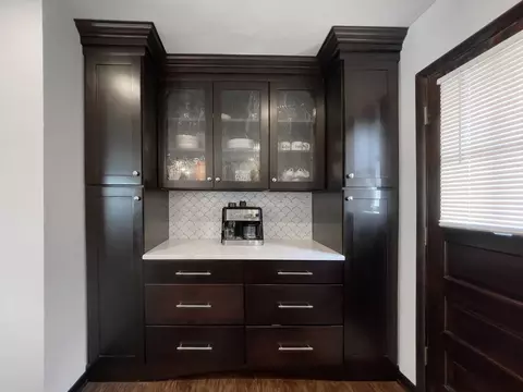 Kitchen - 1011 Dawes Ave, Wheaton, IL 60189 photo 2 of 5
