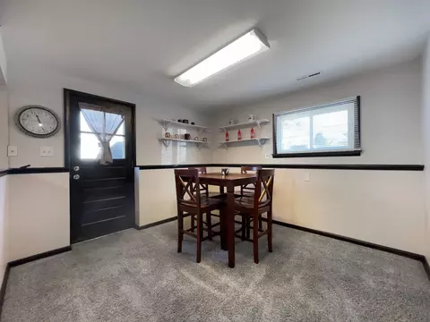 Dining - 1011 Dawes Ave, Wheaton, IL 60189 photo 4 of 4
