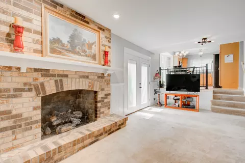1428 Willcrest Rd, Naperville, IL 60540 photo 13