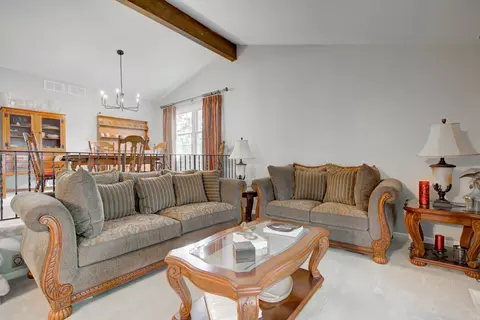 1428 Willcrest Rd, Naperville, IL 60540 photo 4