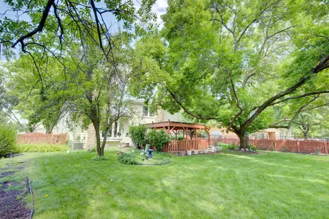 1428 Willcrest Rd, Naperville, IL 60540 photo 36