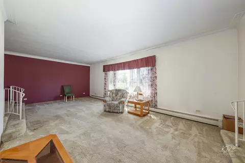 Living - 21800 W Old Renwick Rd, Plainfield, IL 60544 photo 3 of 3