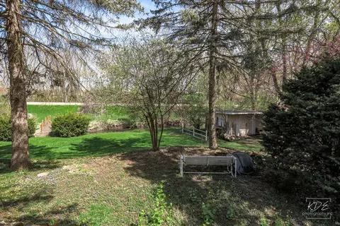 Exterior - 21800 W Old Renwick Rd, Plainfield, IL 60544 photo 5 of 10
