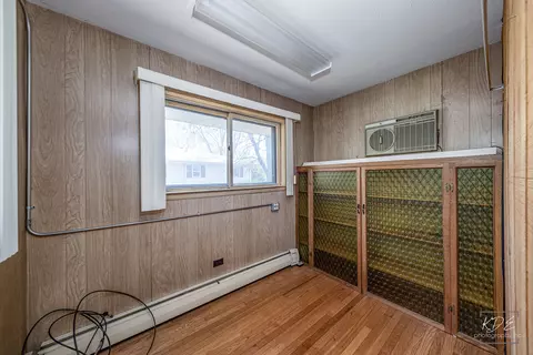Bedroom - 21800 W Old Renwick Rd, Plainfield, IL 60544 photo 1 of 2