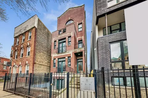 908 N Wood St #1, Chicago, IL 60622