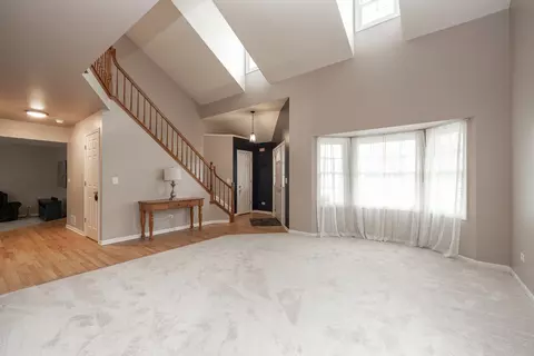 Living - 24908 Burdick Rd, Plainfield, IL 60585 photo 2 of 4