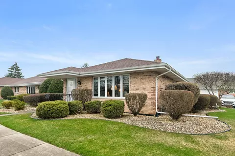 18237 Oregon Ln, Orland Park, IL 60467