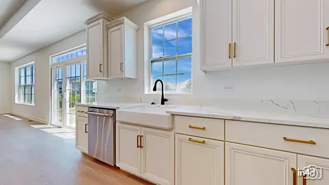 Kitchen - 16509 S Wilson Ln, Plainfield, IL 60586 photo 4 of 9