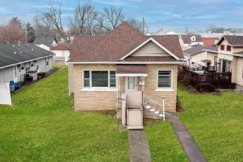 171 S Center Ave, Bradley, IL 60915